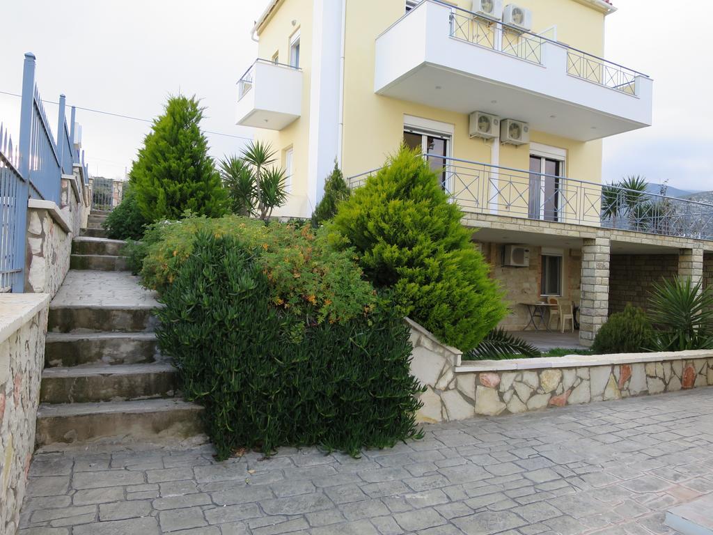 Villa Christine - Maisonettes With Fireplace Aliveri Luaran gambar